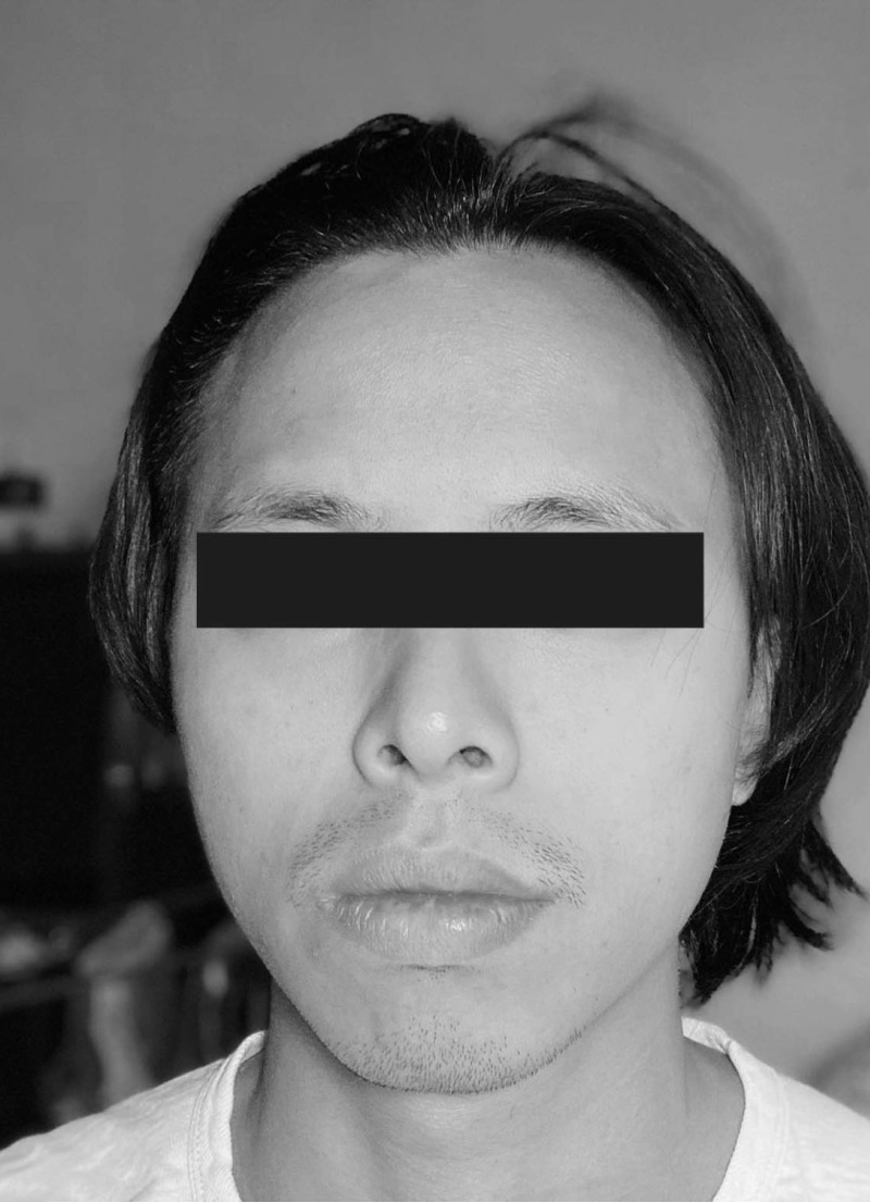 Das Bild zeigt Yun-Wen Liu mit einem schwarzen Balken vor den Augen.